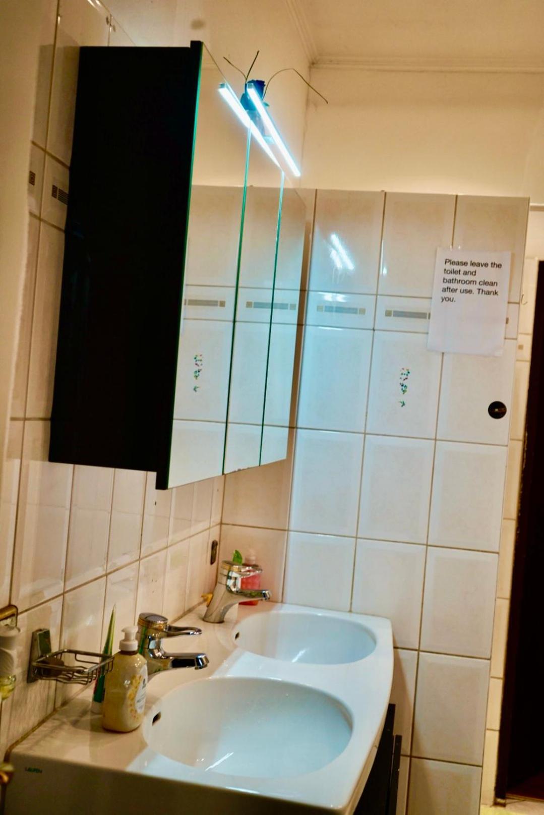 Schoepfwerk Hostel 10 Wenen Buitenkant foto
